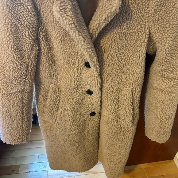 Abercrombie Teddy Coat - Picture 5 of 12